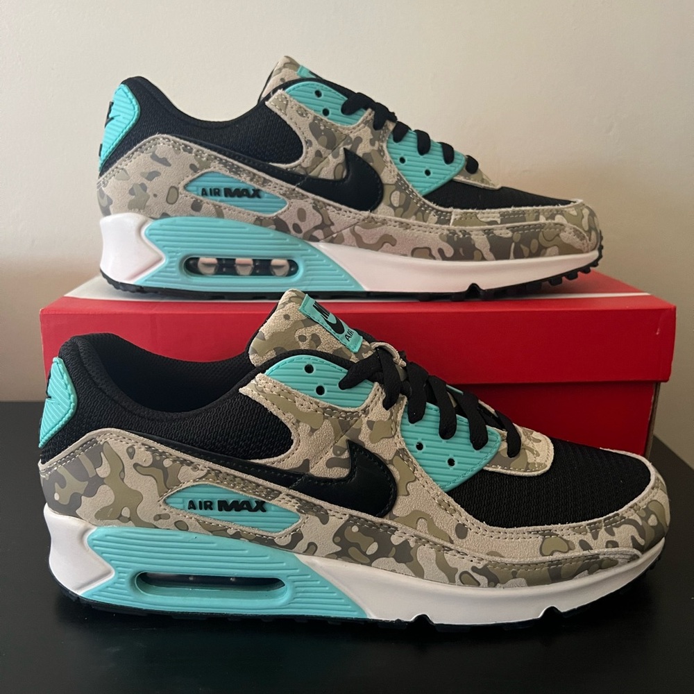 Nike Air Max 90 Premium Sneakers IF1721-100 Aurora Green/Camo Men’s Size 11 BNIB